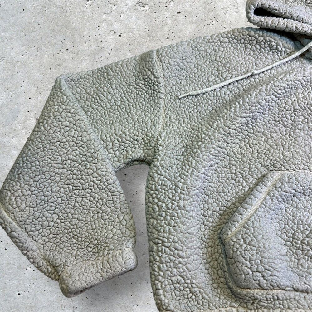 Broken Promises "Love Now Cry Later" Fleece Sherpa Crop Hoodie Size Large - Picture 5 of 11
